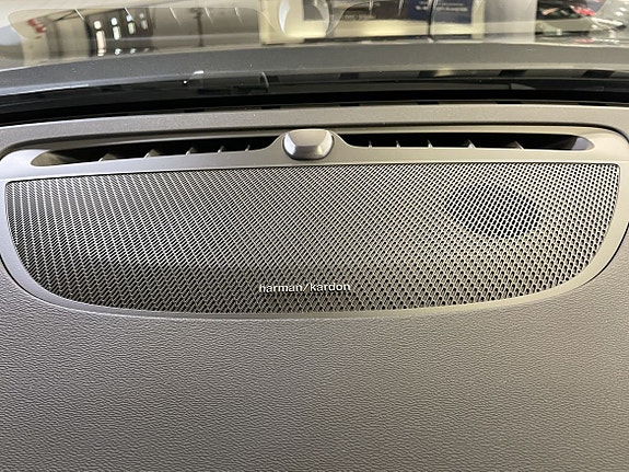 Volvo V60 18 of 19