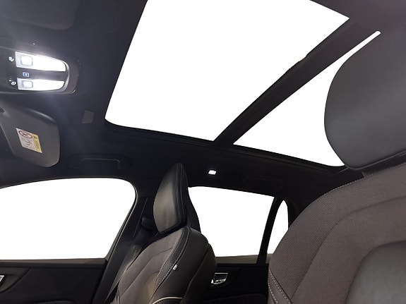Volvo V60 15 of 21