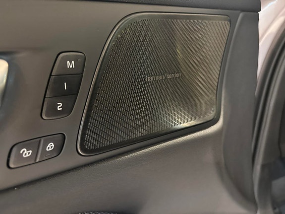 Volvo V60 14 of 21