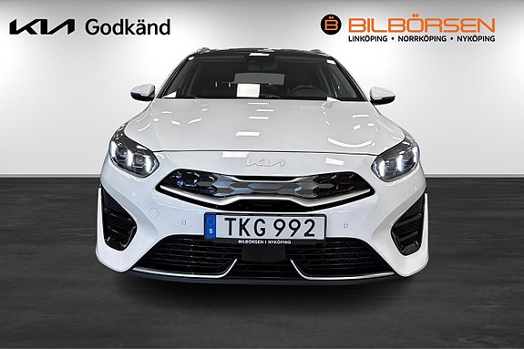 Kia Ceed 2 of 22
