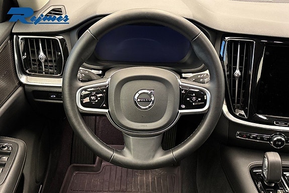 Volvo V60 9 of 23