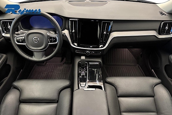 Volvo V60 2 of 23
