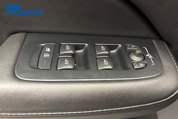 Volvo V60 16 of 23