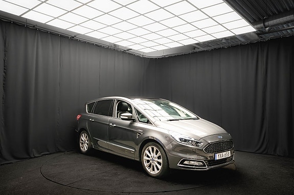 Ford S-MAX 4 of 25