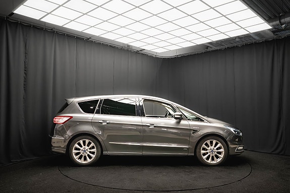 Ford S-MAX 5 of 25