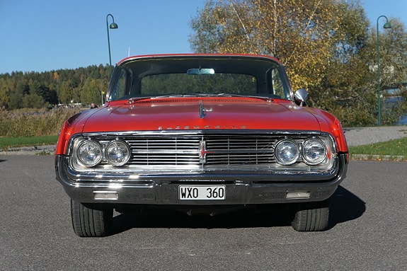 Oldsmobile Starfire 2 of 15