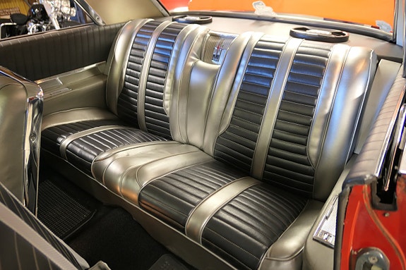 Oldsmobile Starfire 12 of 15