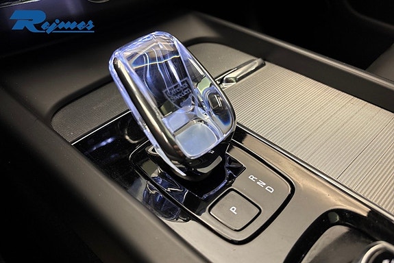 Volvo XC60 14 of 23
