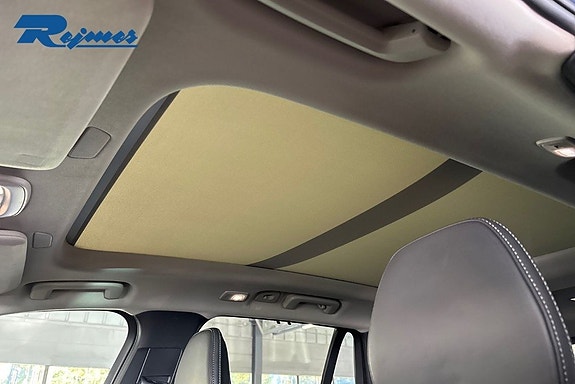Volvo XC90 4 of 23