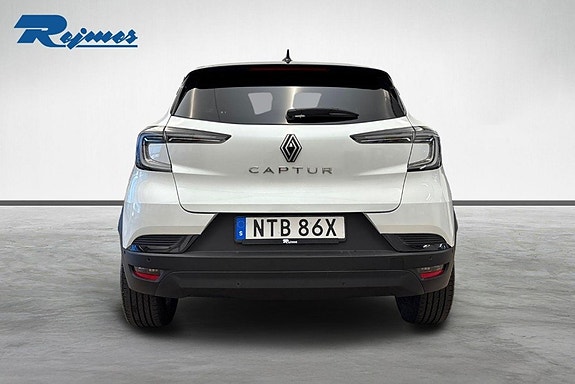 Renault Captur 17 of 18