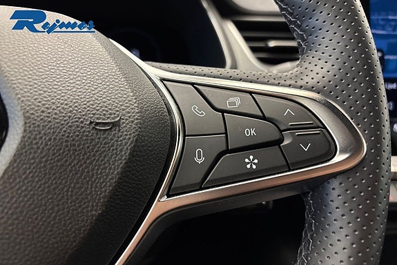 Renault Captur 10 of 18