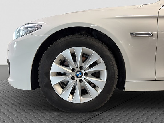 BMW 520d 9 of 24