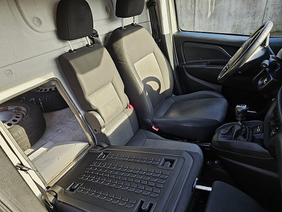 Fiat Doblo 17 of 17
