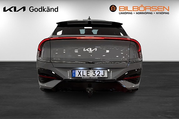 Kia EV6 5 of 25