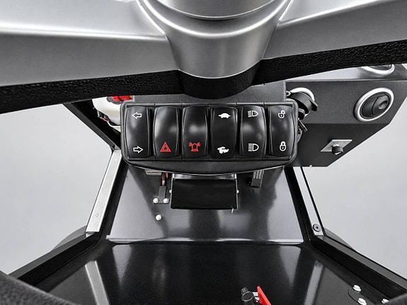VELTRAX V1200C – Kompaktlastare med hytt, Kubota & Rexroth 11 of 12