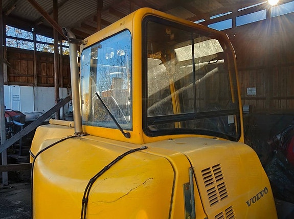 Volvo EC35 -2002 3 of 12