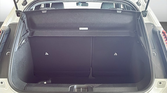 Renault 5 E-Tech 10 of 12