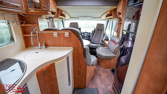 Carthago Chic C-Line I 4.9 | Långbäddar | Automat | AC x2 I KAMPANJ 17 of 21