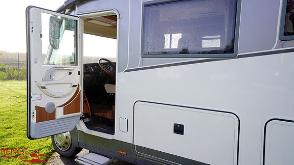 Carthago chic s-plus I 50 | Iveco | Automat | Hydrauliska stödben I KAMPANJ 4 of 21