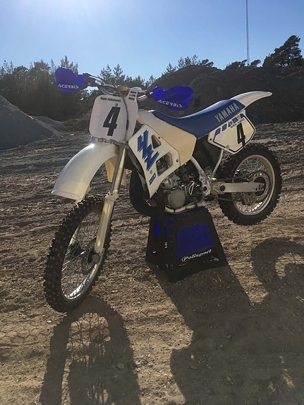 Yamaha WR 2 of 4