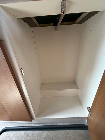 VANTourer *5.99m*9-växlad automat*160hk*Dieselvärme*2xSolceller*Maxxfan* 22 of 27