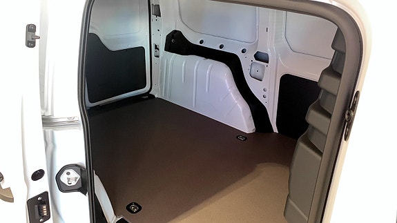 Ford Transit Connect 4 of 12