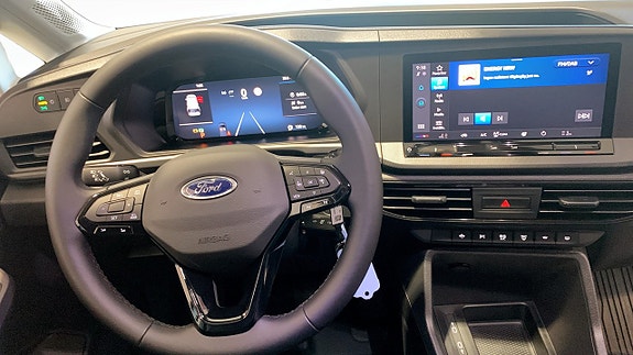 Ford Transit Connect 5 of 12