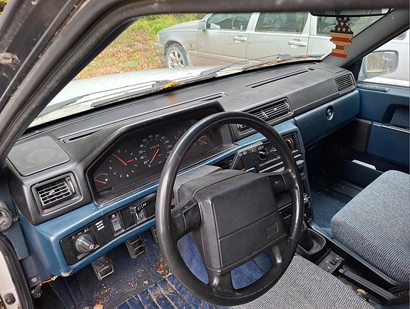 Volvo 745 4 of 4