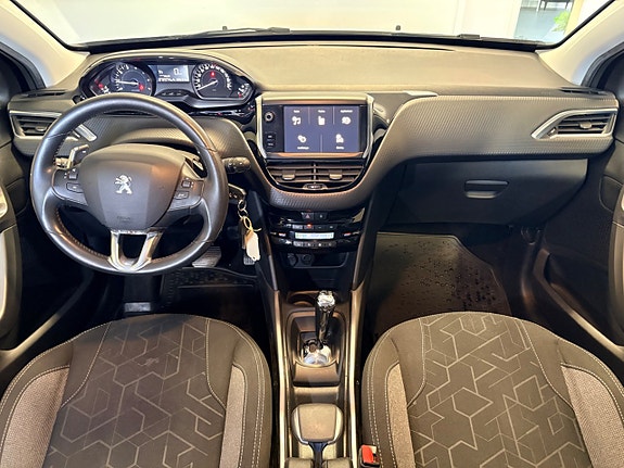 Peugeot 2008 18 of 19