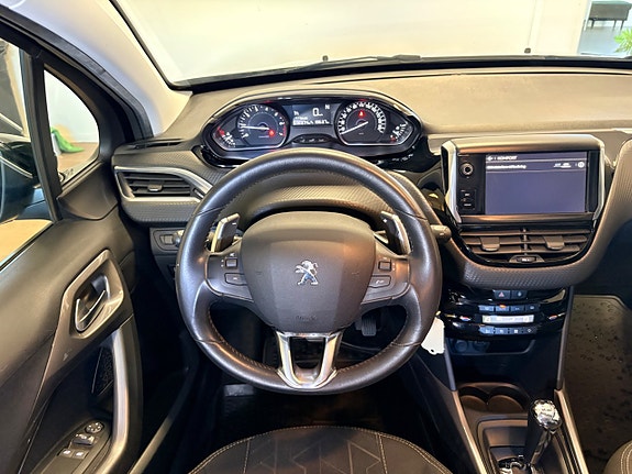 Peugeot 2008 17 of 19