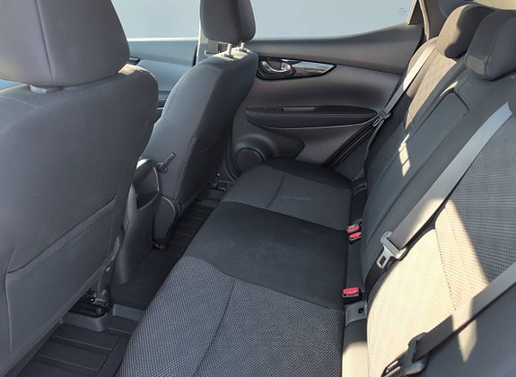 Nissan Qashqai 4 of 5