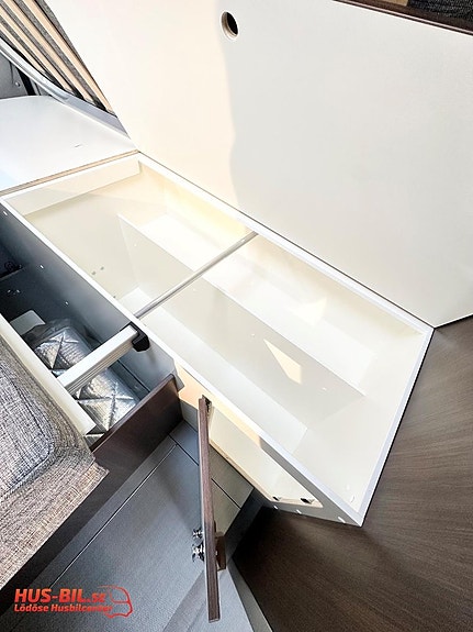 Pøssl Summit 640 Prime / Nordic Edition / 180hk / Litium / Solpanel 11 of 25