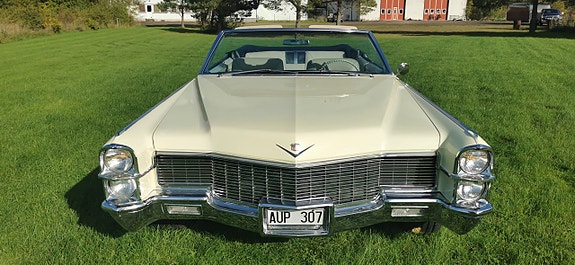 Cadillac Convertible 2 of 22