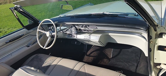 Cadillac Convertible 14 of 22