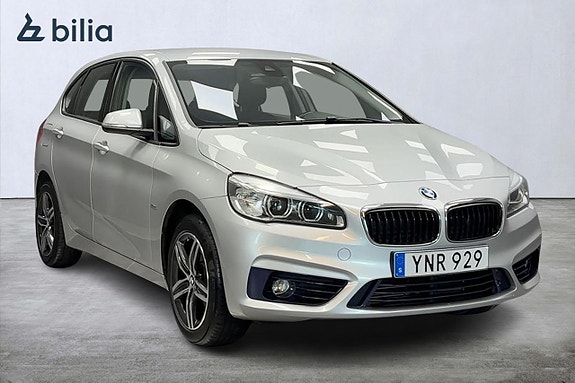 BMW 218i 2 of 16