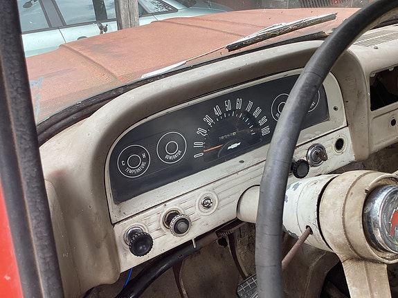 Chevrolet C10 10 of 15
