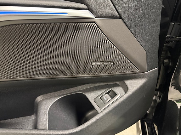 BMW M340d 10 of 21