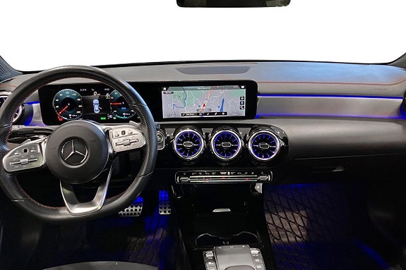 Mercedes-Benz CLA250 e 13 of 17