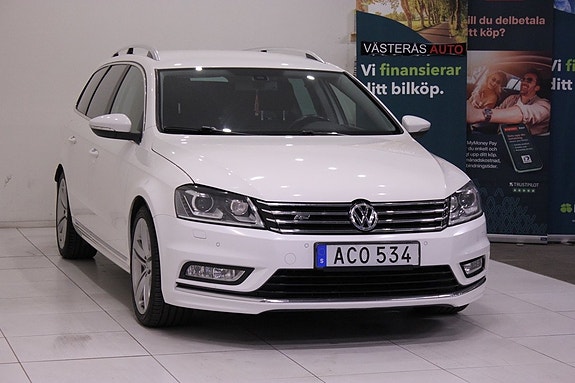 Volkswagen Passat 4 of 30