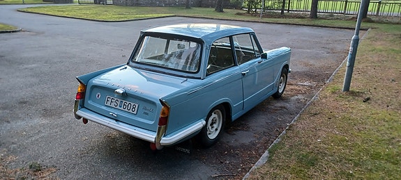 Triumph Herald 4 of 9