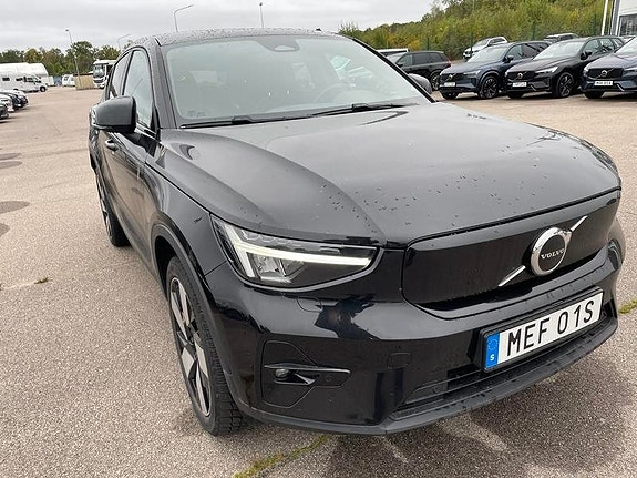 Volvo C40 2 of 5