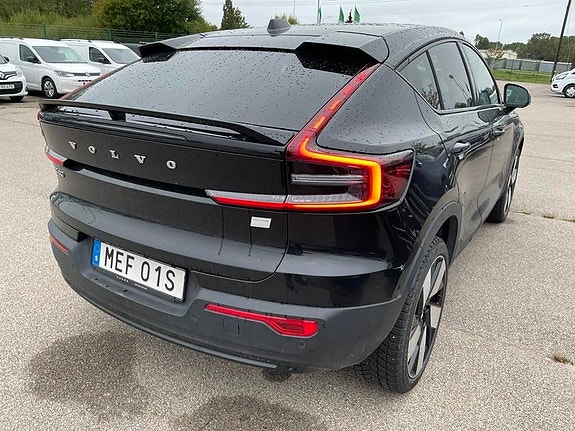 Volvo C40 3 of 5