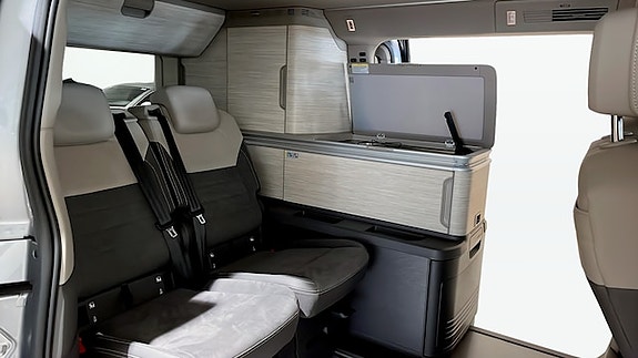 Volkswagen California Ocean 3 of 5