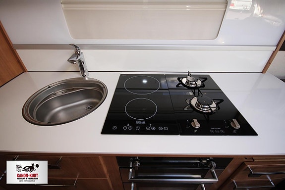 KABE Imperial Royal 560 XL KS 6 of 9