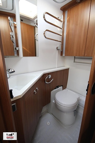 KABE Imperial Royal 560 XL KS 9 of 9