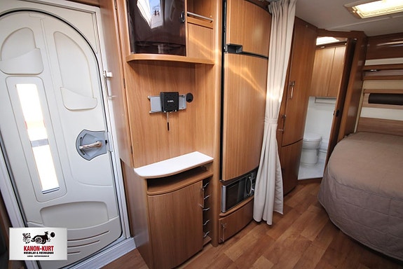 KABE Imperial Royal 560 XL KS 7 of 9