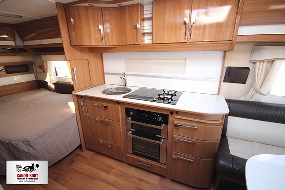 KABE Imperial Royal 560 XL KS 5 of 9