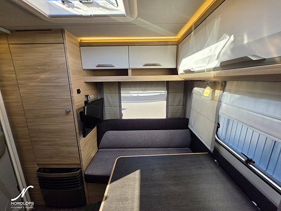 Knaus 420 QD SÜDWIND Takmarkis / Förtält luft 8 of 16