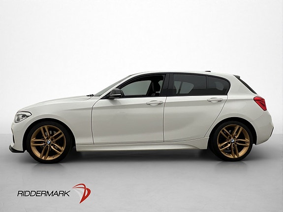 BMW 120i 5 of 30