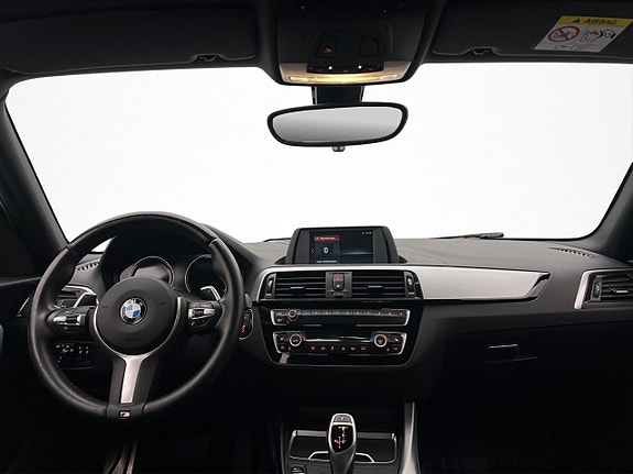 BMW 120i 13 of 30